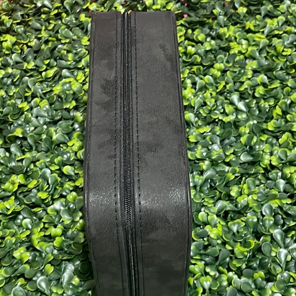🎉❤️ NEW Grace Black Jewelry Travel Zip Closure Case Gifts - Picture 2 of 6